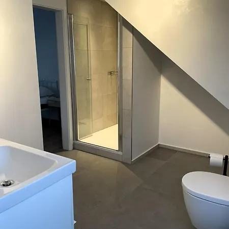 Apartment Mit Grosser Dachterrasse