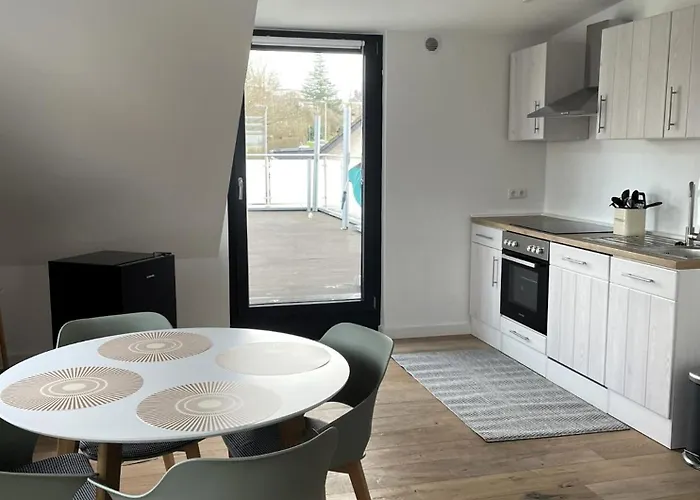 Mit Grosser Dachterrasse Άαχεν